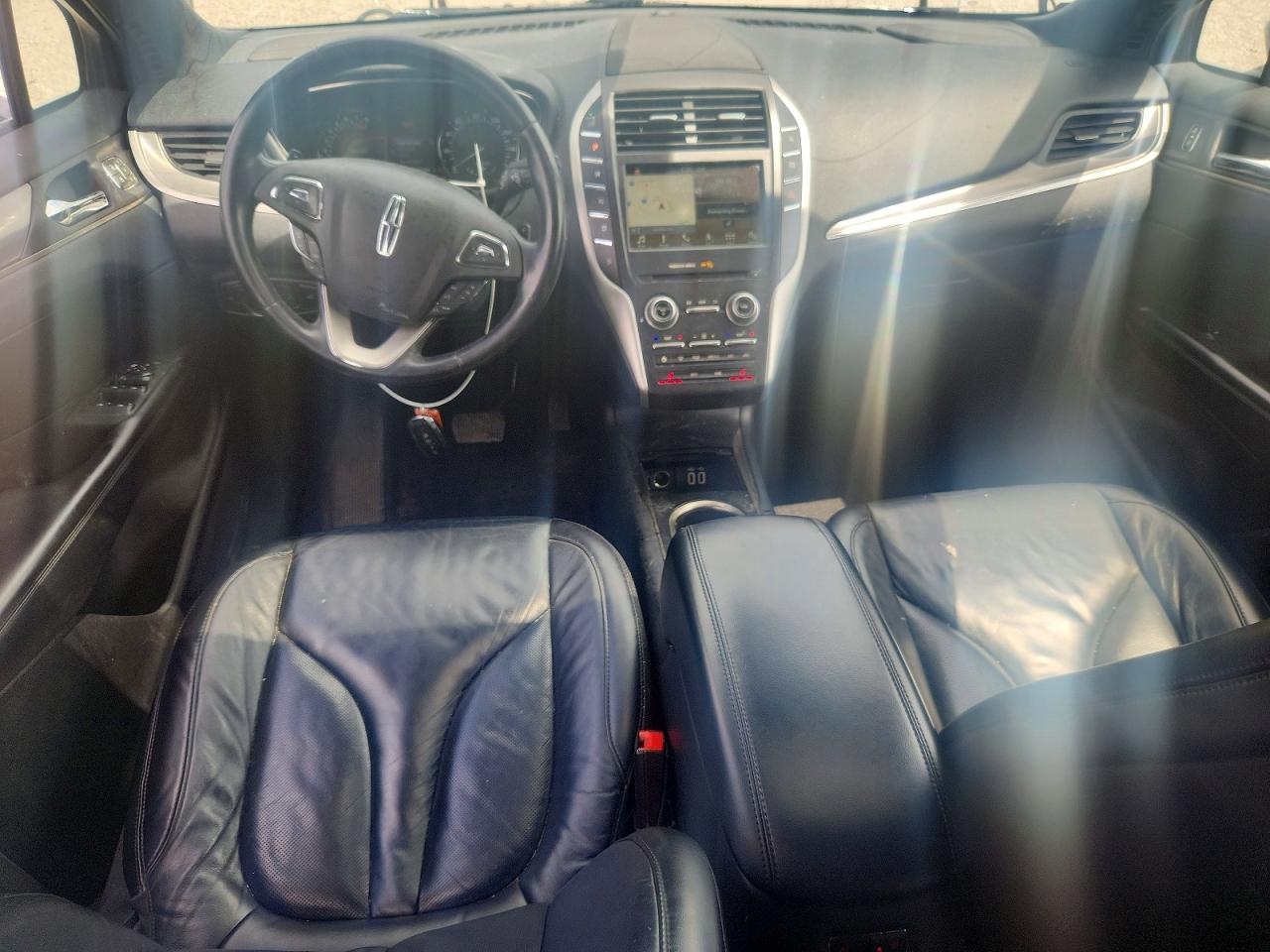 2019 Lincoln Mkc VIN 5LMCJ2C9XKUL12587 photo 8