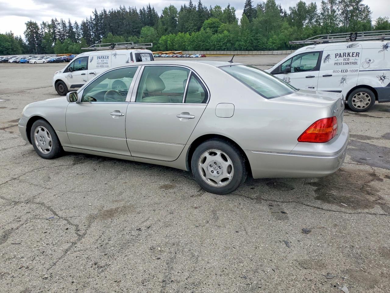 2001 Lexus Ls430 VIN JTHBN30F110013811 photo 2