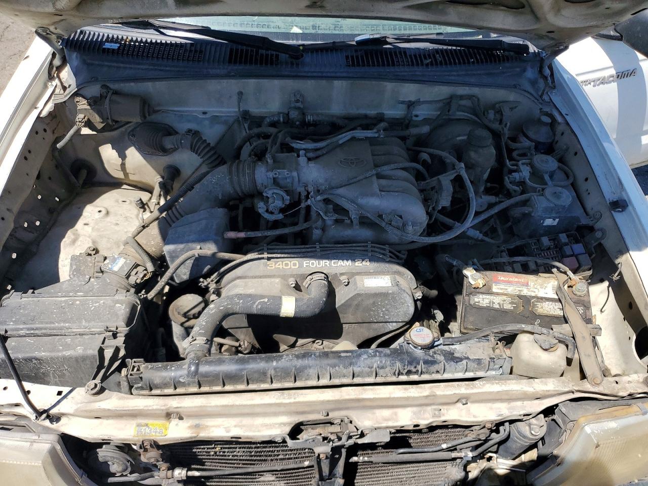 1998 Toyota Tacoma VIN 4TAVN52N3WZ160483 photo 11