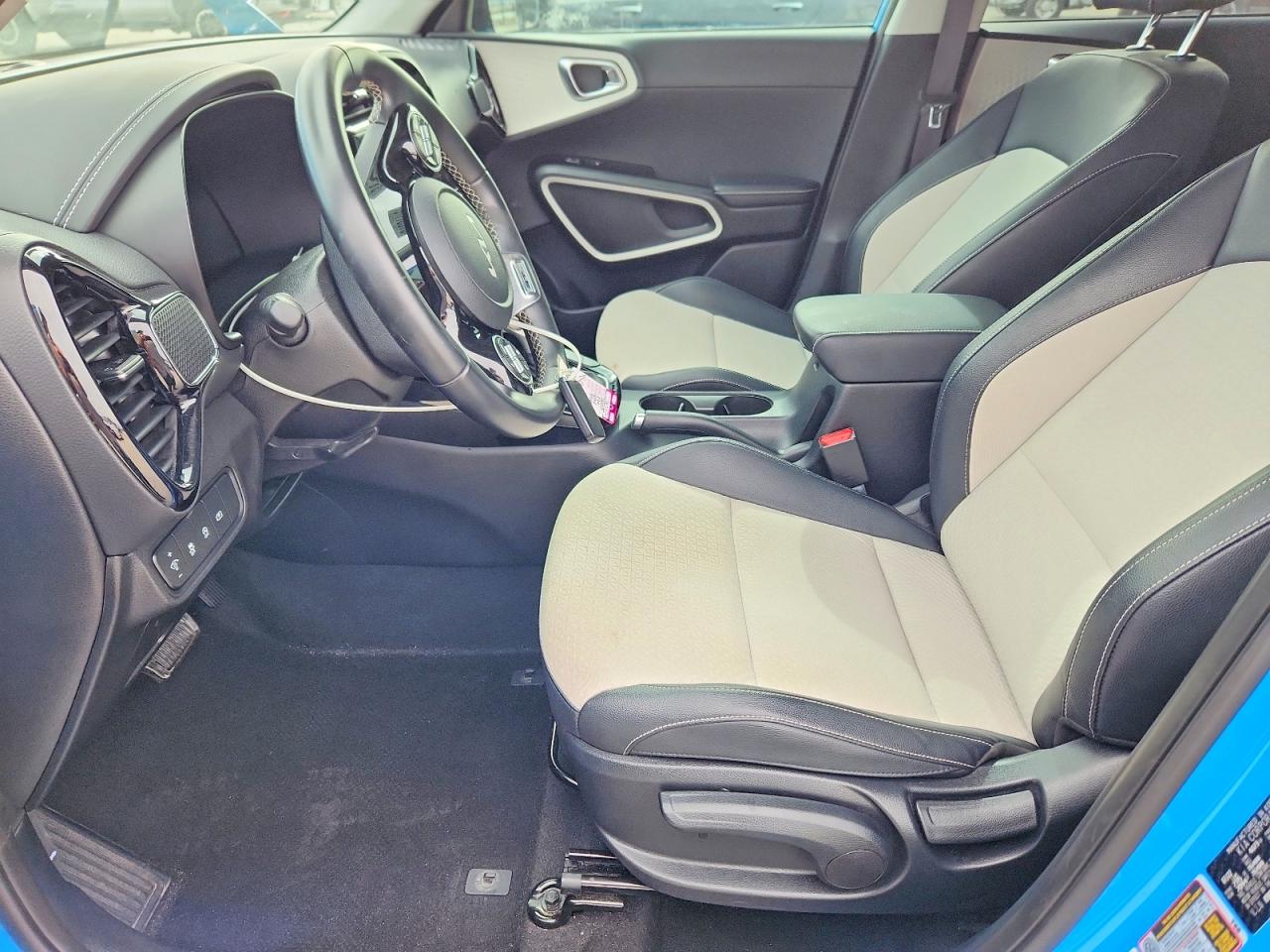 2023 Kia Soul VIN KNDJ53AUXP7193705 photo 7
