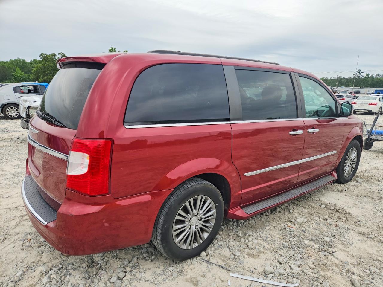 2014 Chrysler Minivan VIN 2C4RC1CGXER168562 photo 3