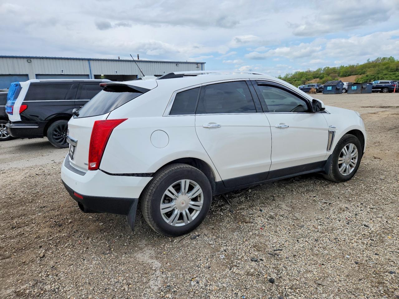 2016 Cadillac Srx VIN 3GYFNBE31GS500627 photo 3