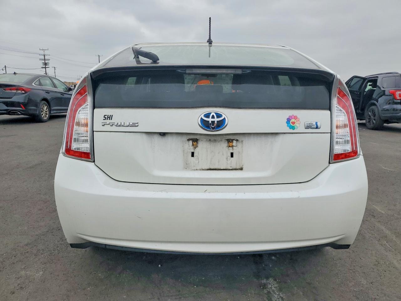 2015 TOYOTA Prius VIN JTDKN3DU6F1993502 photo 6