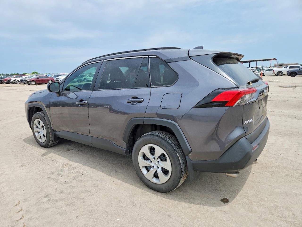 2021 Toyota Rav4 VIN 2T3H1RFV0MC152791 photo 2