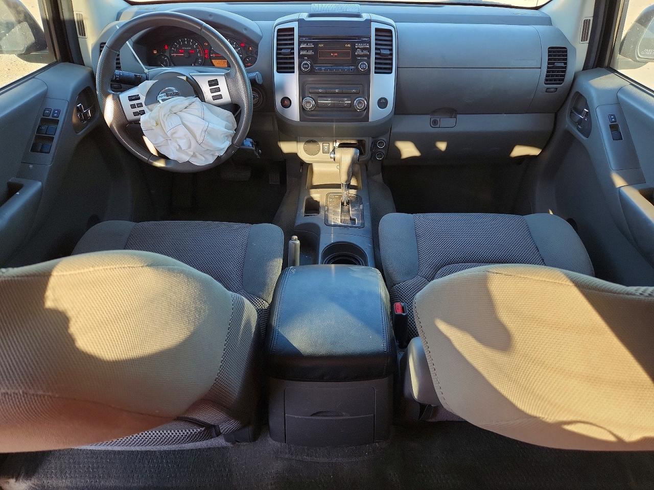 2013 NISSAN Frontier VIN 1N6AD0ER8DN752650 photo 8