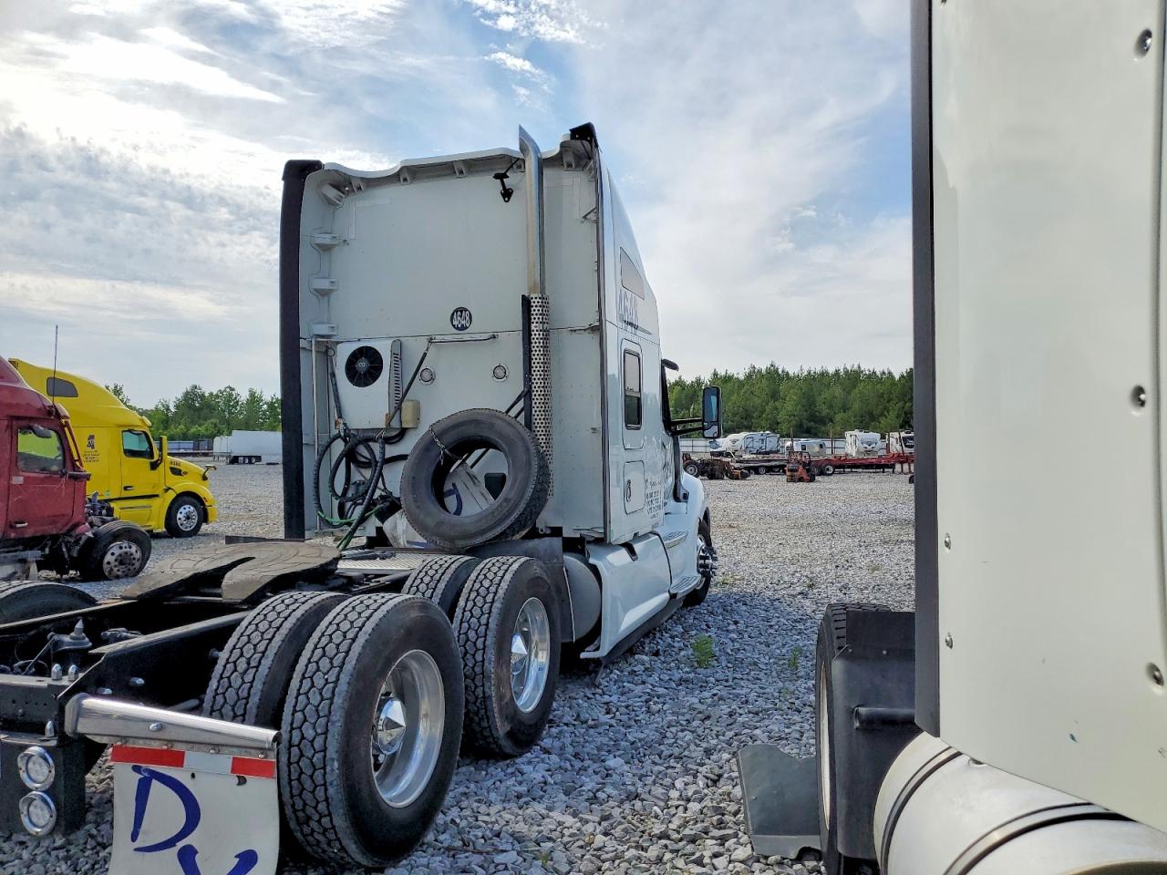2022 KENWORTH All other VIN 1XKYD49X9NJ485355 photo 4