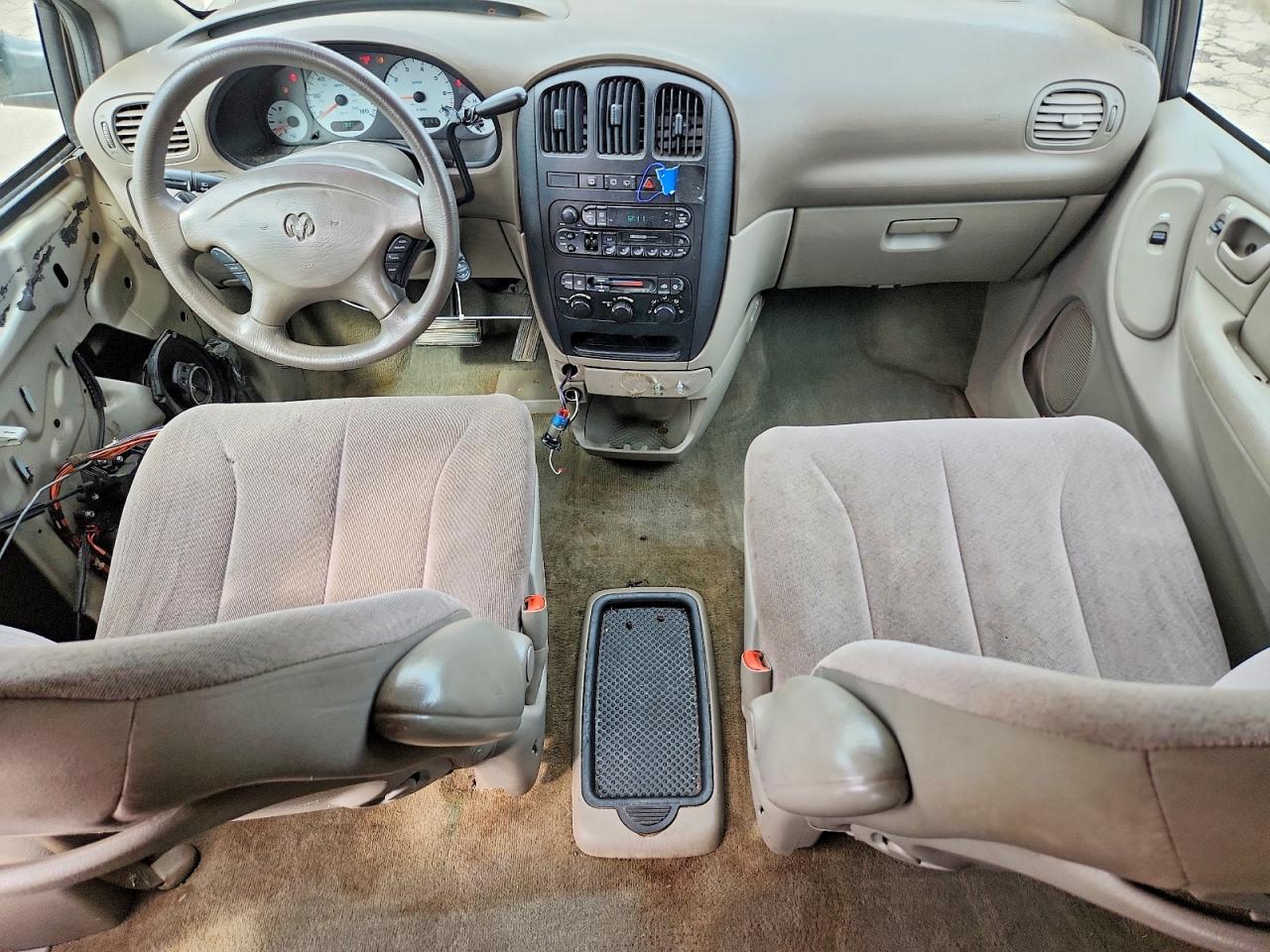 2002 Dodge Caravan VIN 1B8GP34372B583718 photo 8