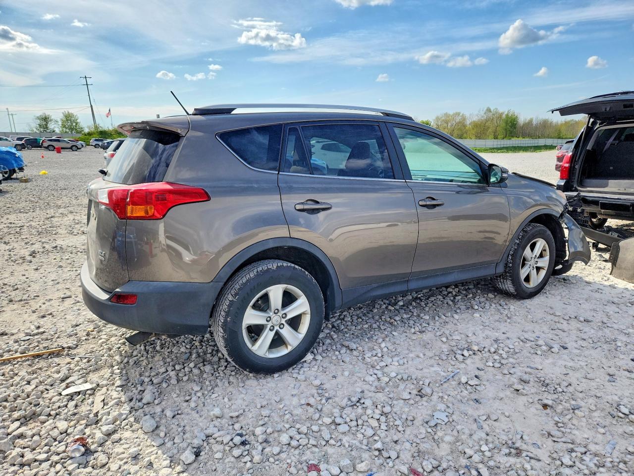 2013 Toyota Rav4 VIN 2T3RFREV0DW078990 photo 3