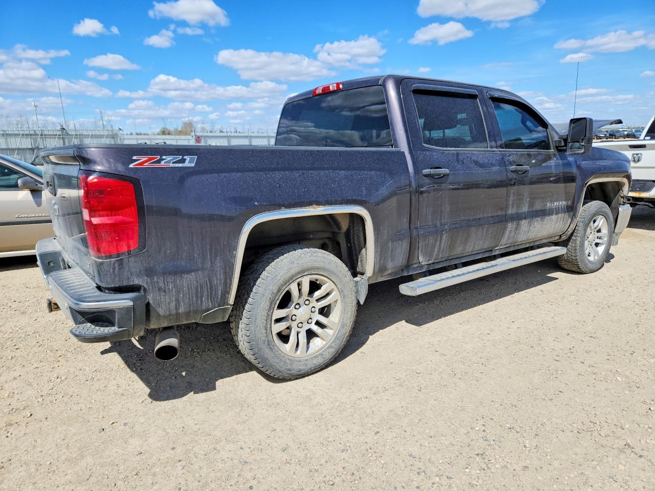 2014 CHEV Silverado VIN 3GCUKREC0EG464282 photo 3