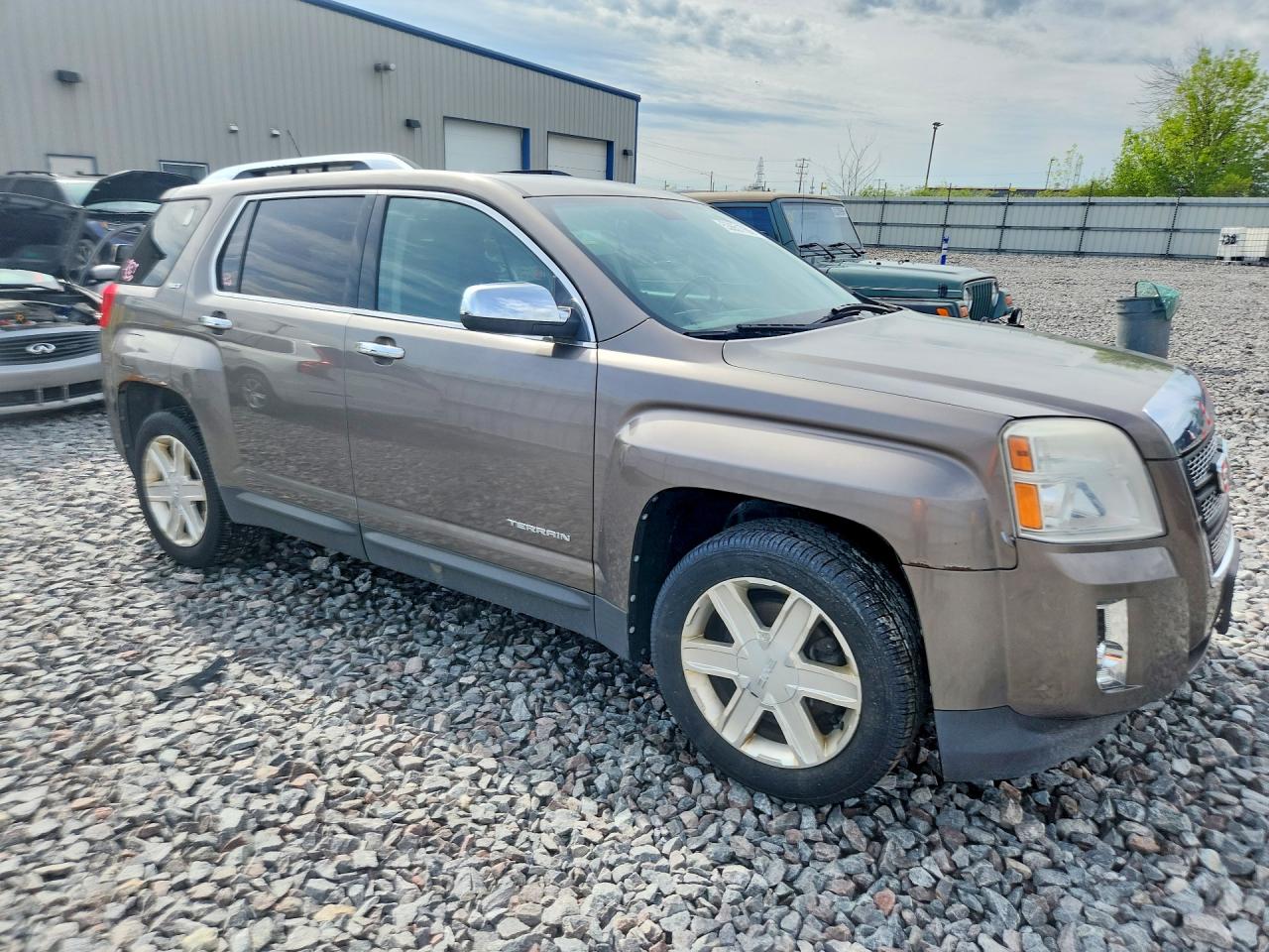 2010 GMC Terrain VIN 2CTFLJEW6A6363064 photo 4