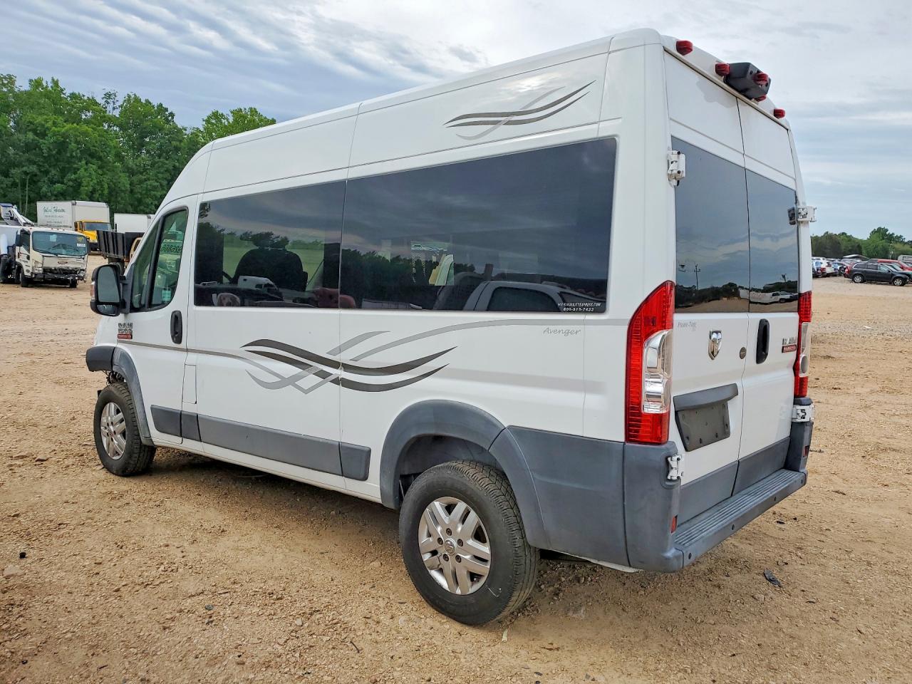 2015 Ram Promaster VIN 3C6TRVBG1FE503067 photo 2