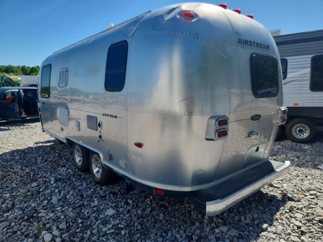 2006 AIRSTREAM Unknown VIN 1STCPAG226J520064 photo 3