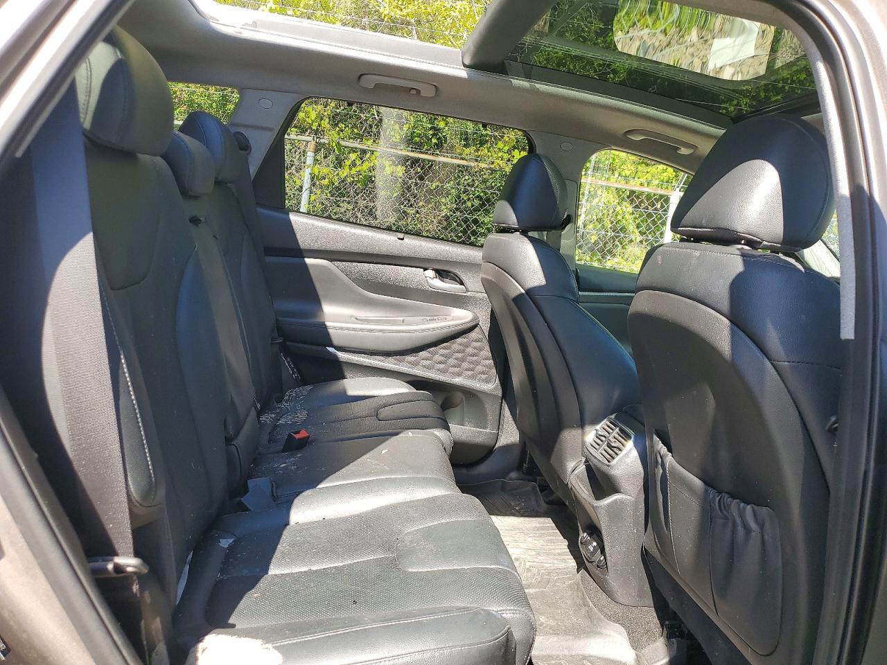 2019 Hyundai Santa fe VIN 5NMS5CAA3KH066242 photo 11
