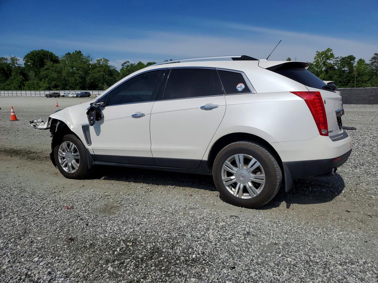 2016 Cadillac Srx VIN 3GYFNBE3XGS572877 photo 2