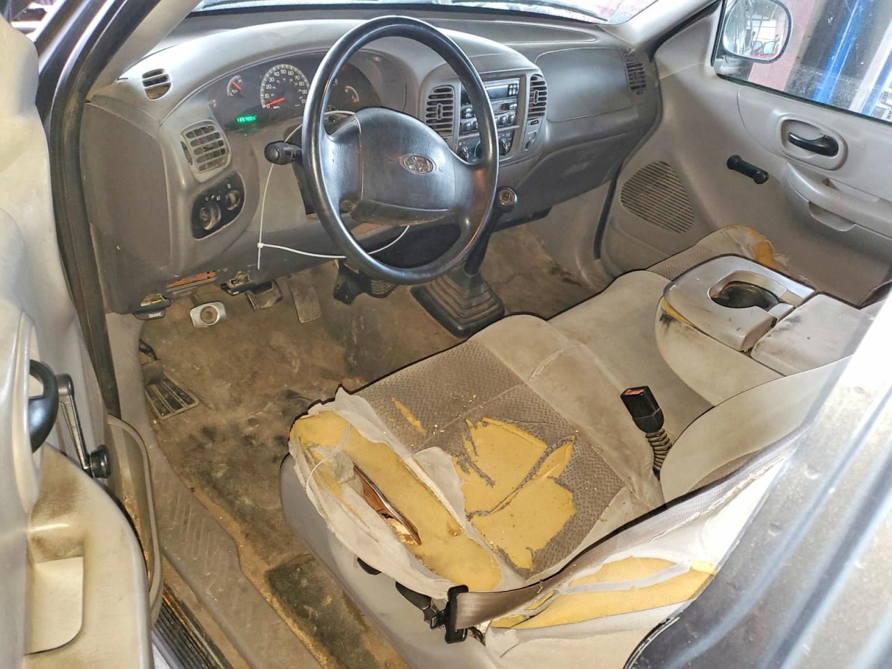 2003 Ford F150 VIN 1FTRX17283NA84804 photo 8