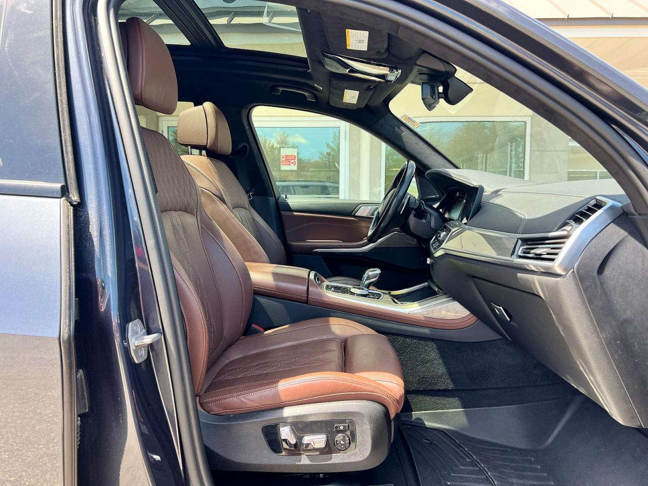 2022 BMW X7 VIN 5UXCX6C00N9J47458 photo 5