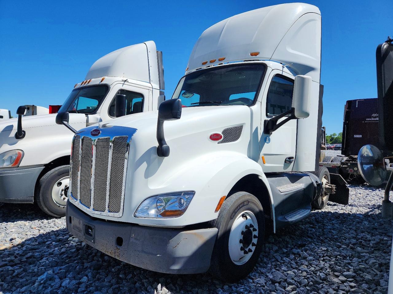2018 PETERBILT All other VIN 1XPBA48X4JD446384 photo 2