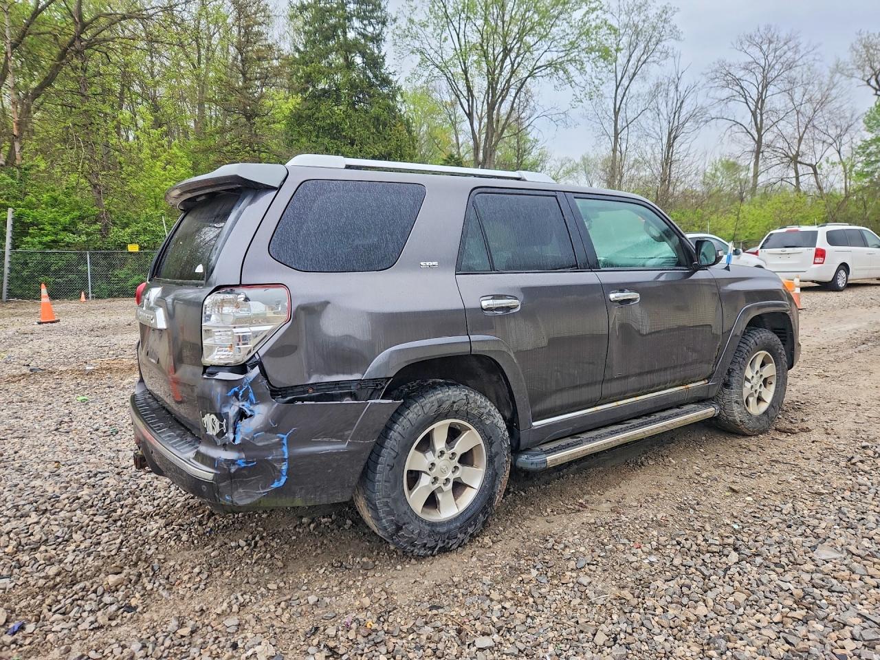2011 Toyota 4runner VIN JTEBU5JR9B5061873 photo 3