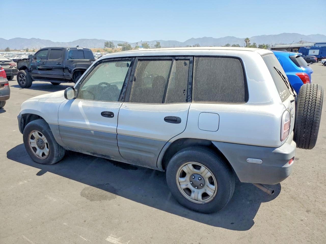 1998 TOYT Rav4 VIN JT3GP10V1W0019746 photo 2