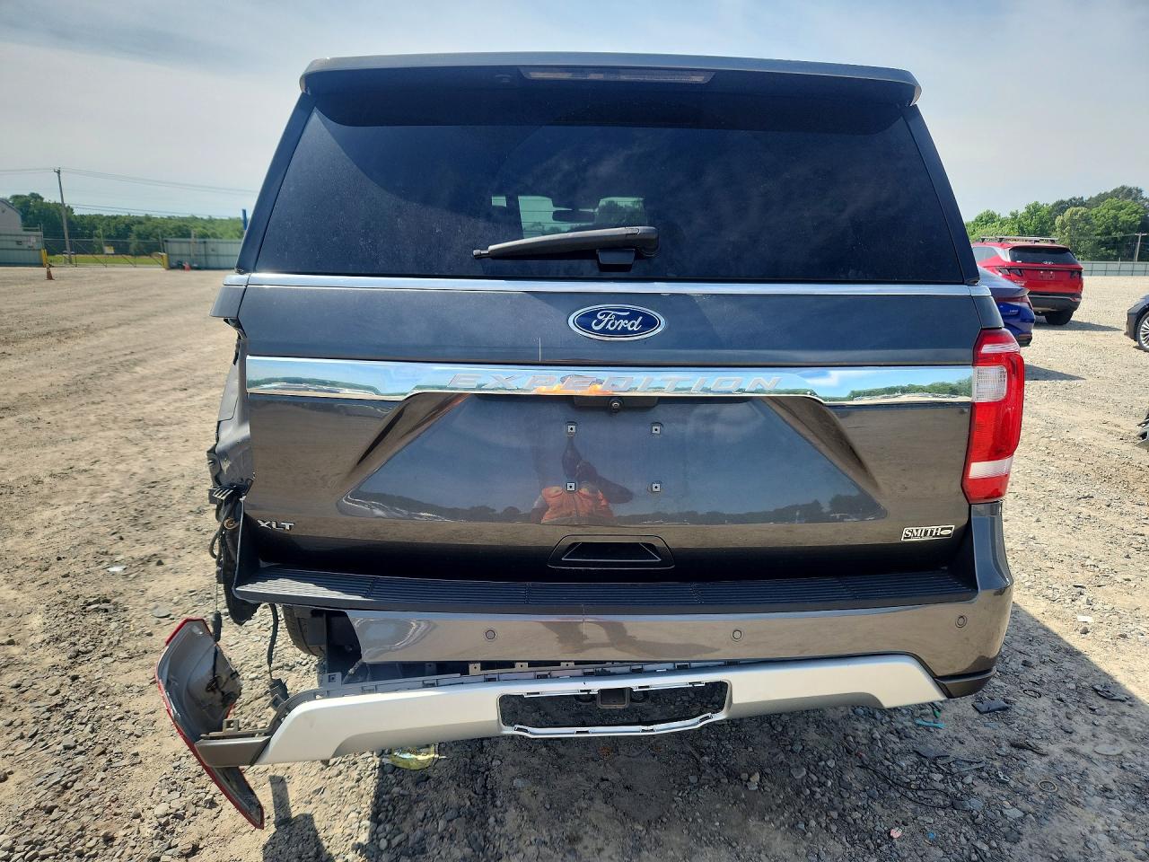 2021 Ford Expedition VIN 1FMJU1HT8MEA43566 photo 6