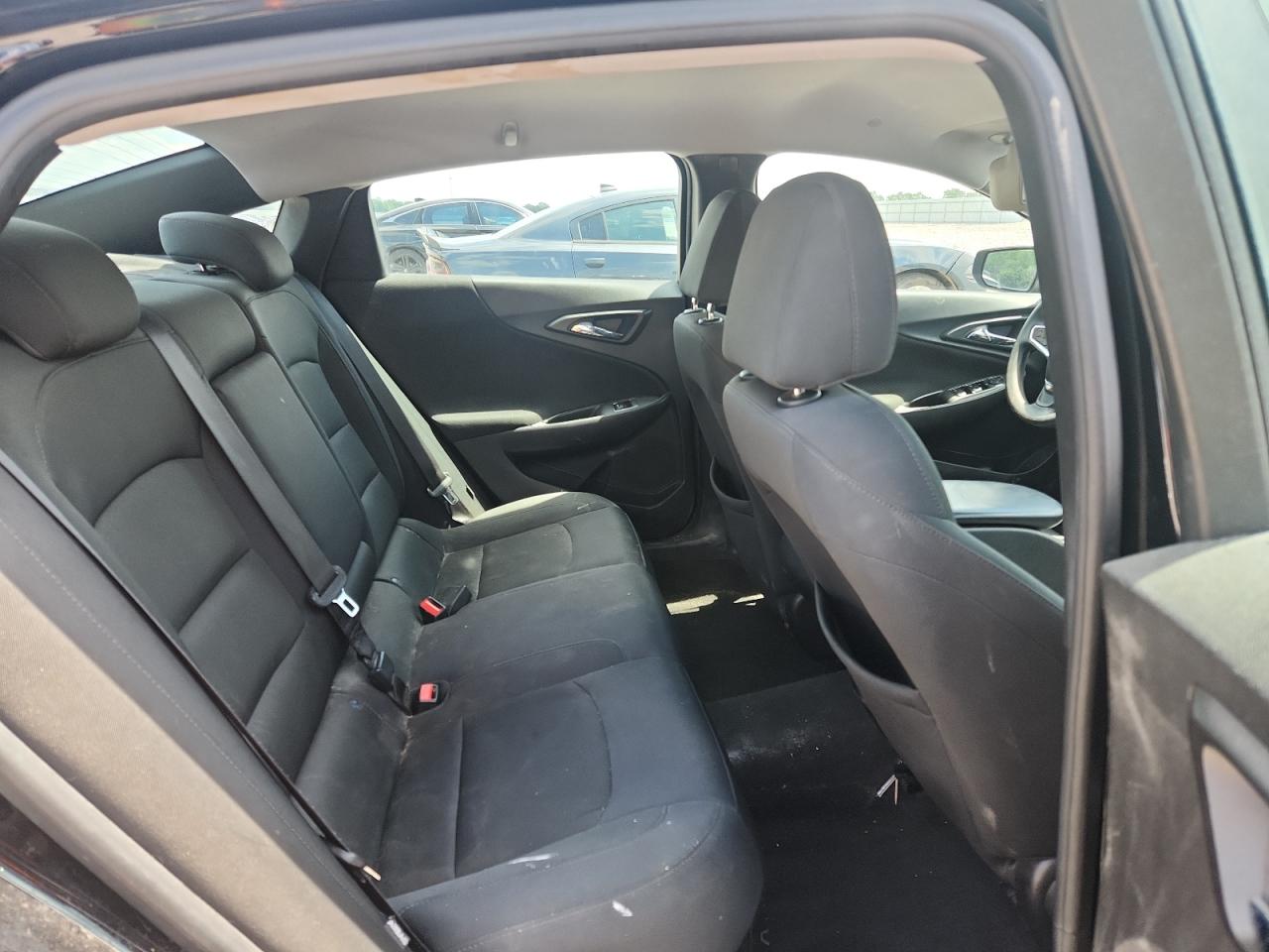 2016 Malibu VIN 1G1ZB5ST3GF349627 photo 10