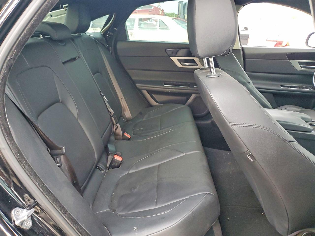 2017 Jaguar Xf VIN SAJBD4BV5HCY30076 photo 10