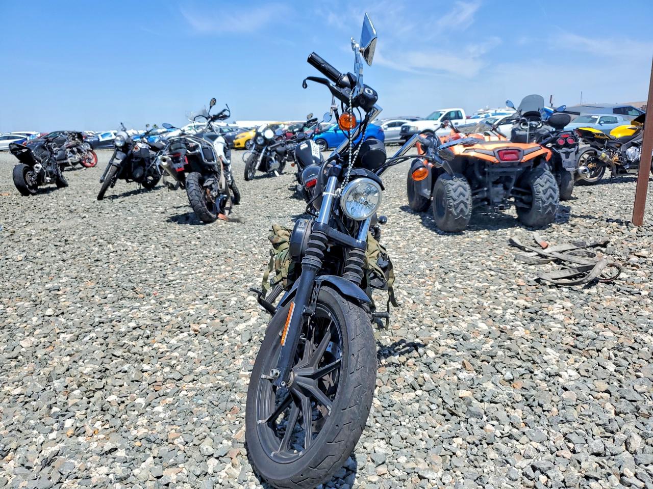 2020 HARLEY Xl883 n VIN 1HD4LE214LB428561 photo 2
