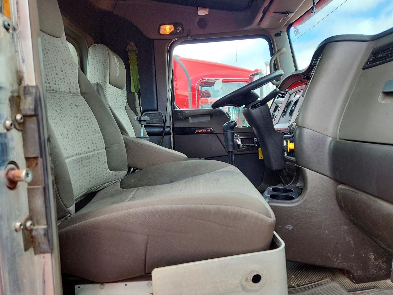 2014 KENWORTH All other VIN 1XKDD49X7EJ417439 photo 5