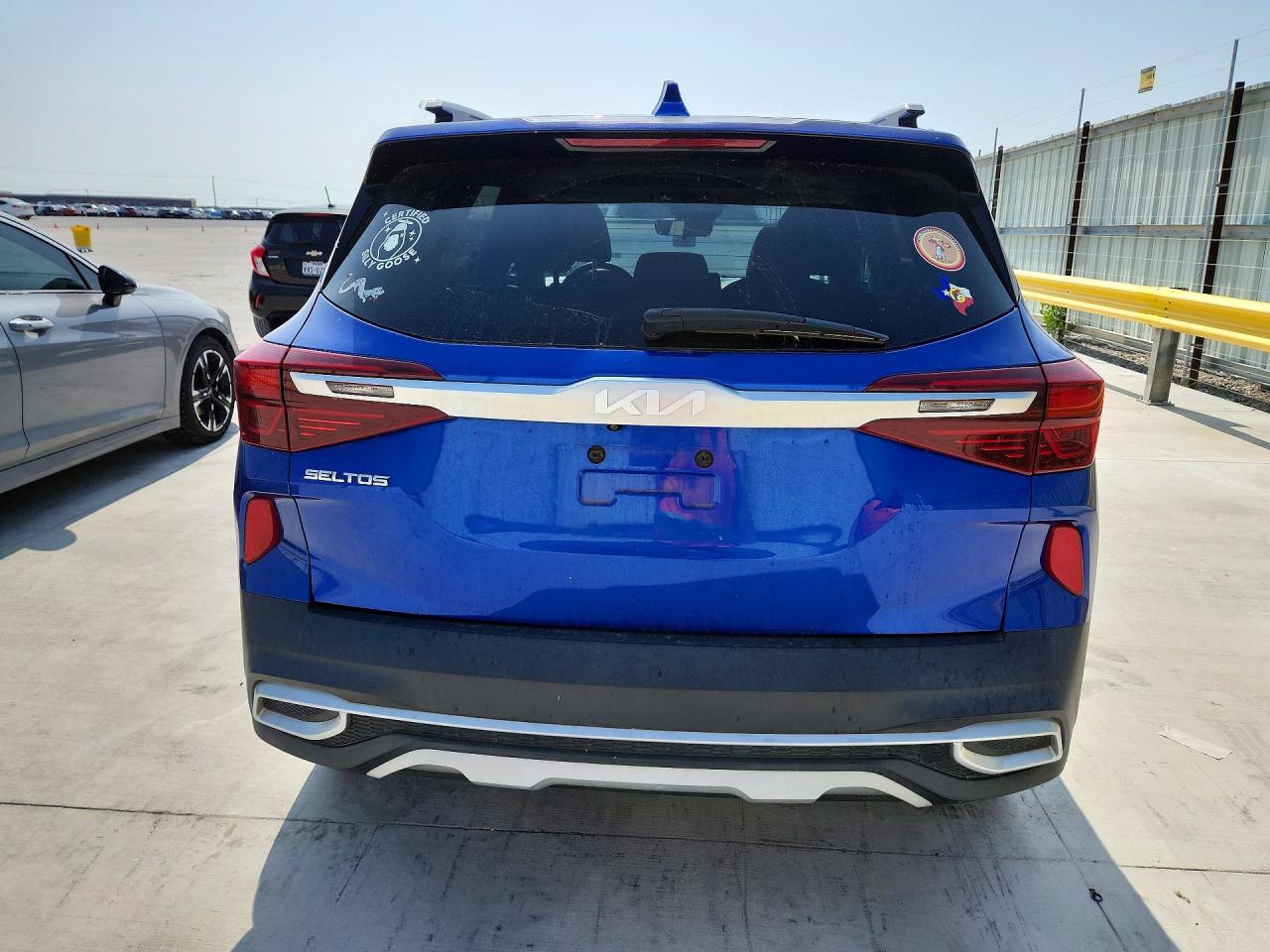 2022 Kia Seltos VIN KNDERCAA0N7309180 photo 6