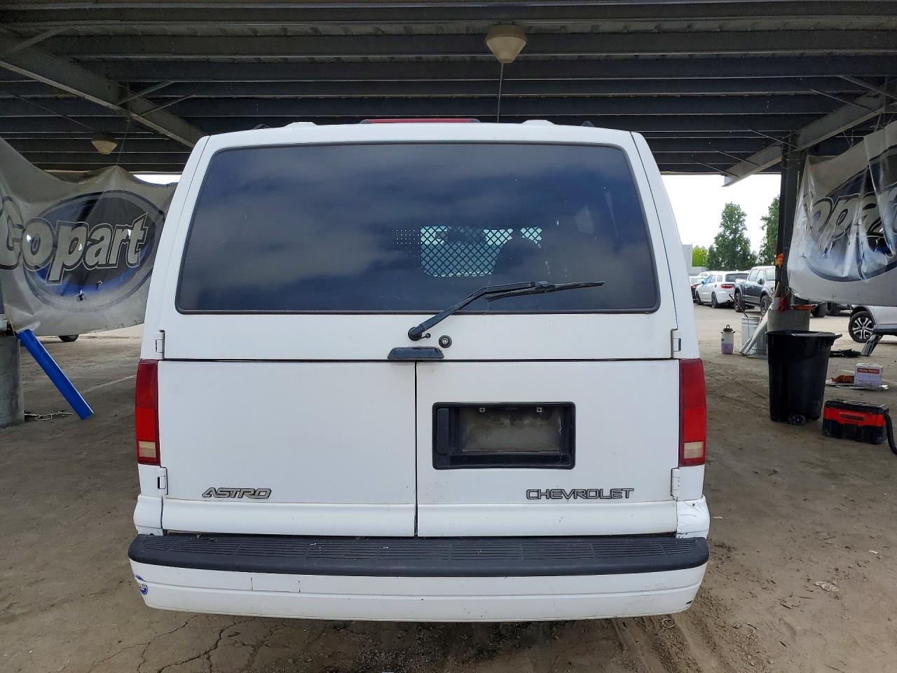 2000 CHEV Astro VIN 1GNDM19W6YB100758 photo 6