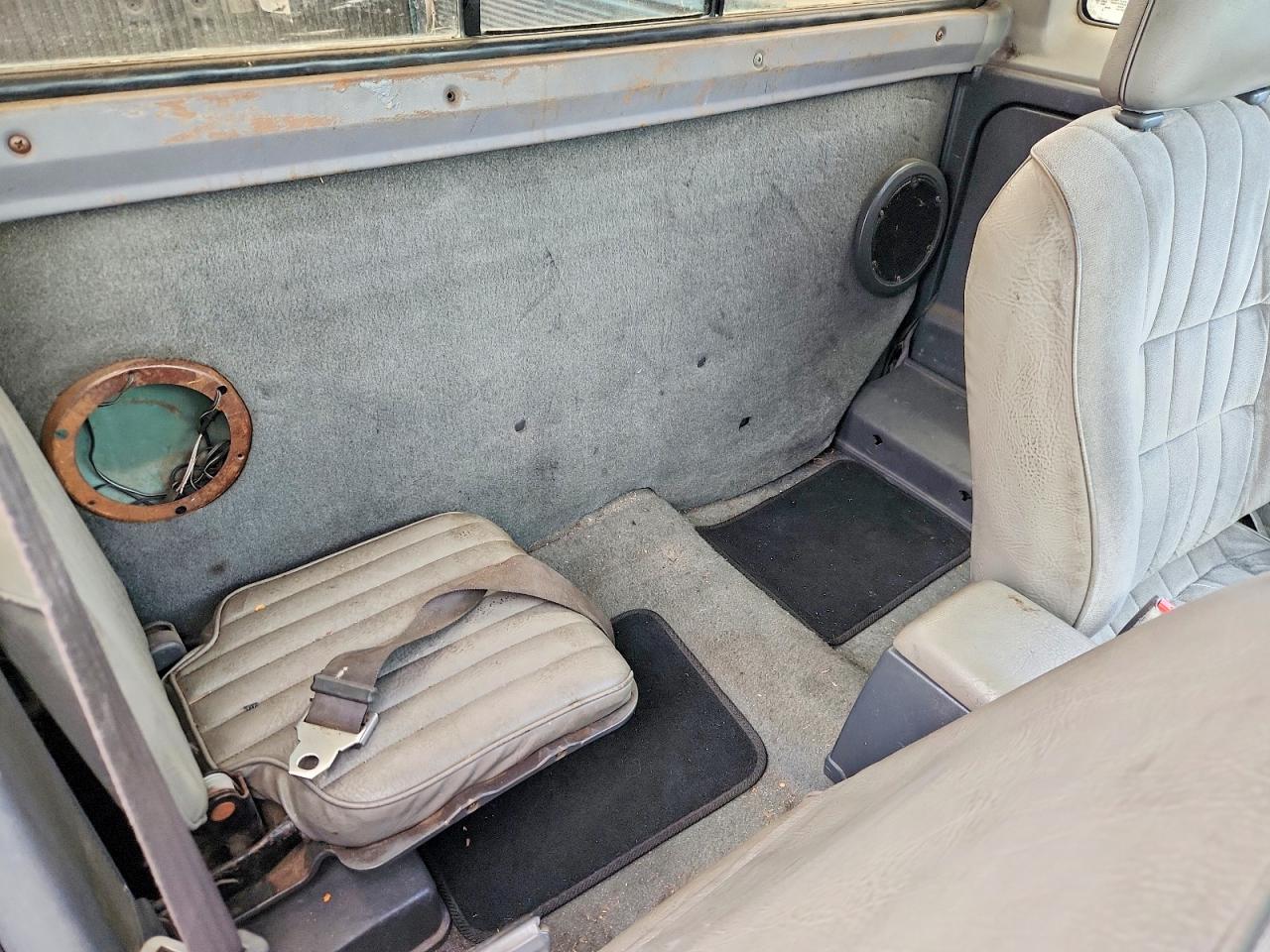 1995 Nissan TITAN VIN 1N6SD16S1SC455174 photo 10