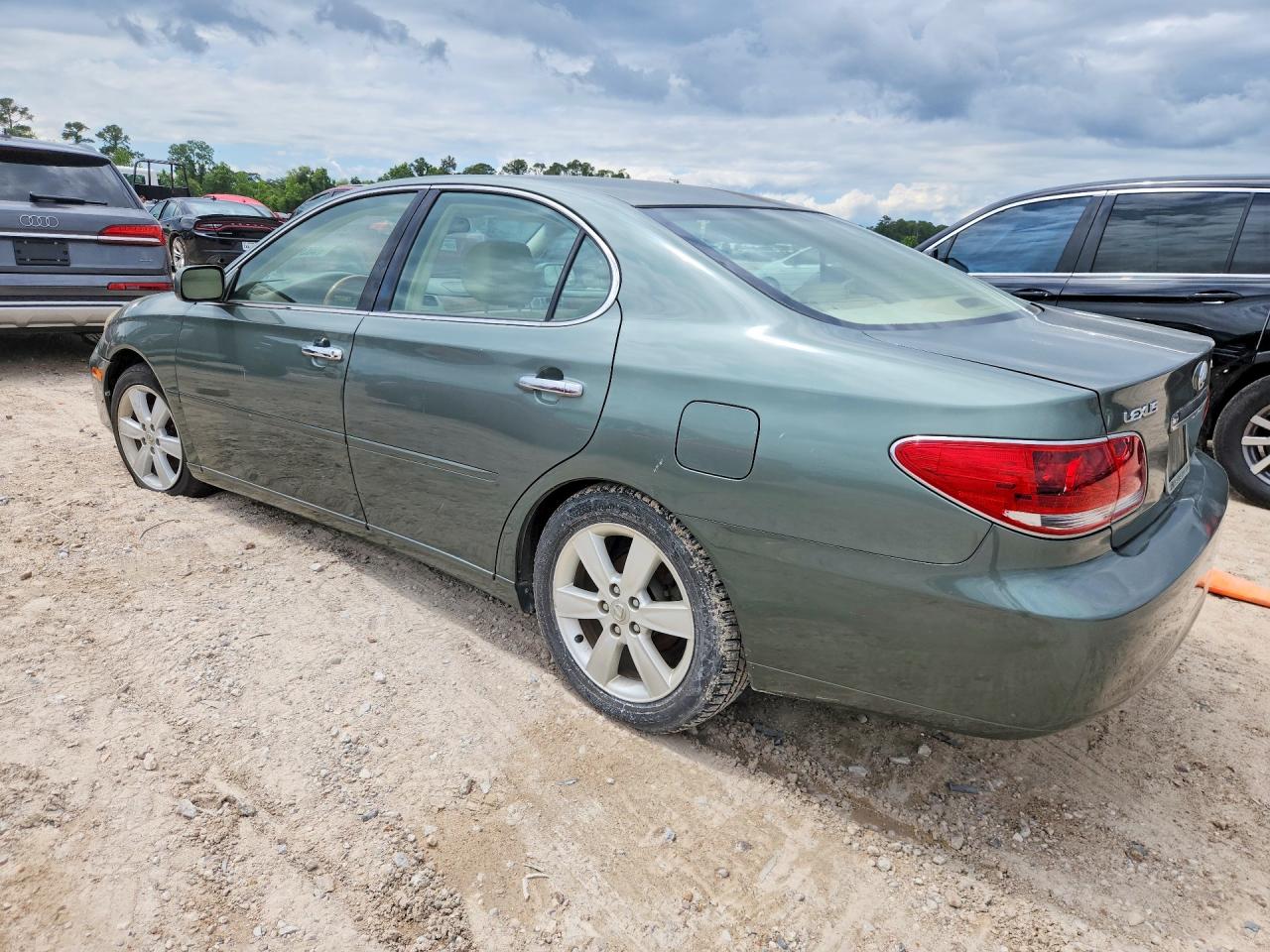 2005 LEXS Es330 VIN JTHBA30G955110252 photo 2