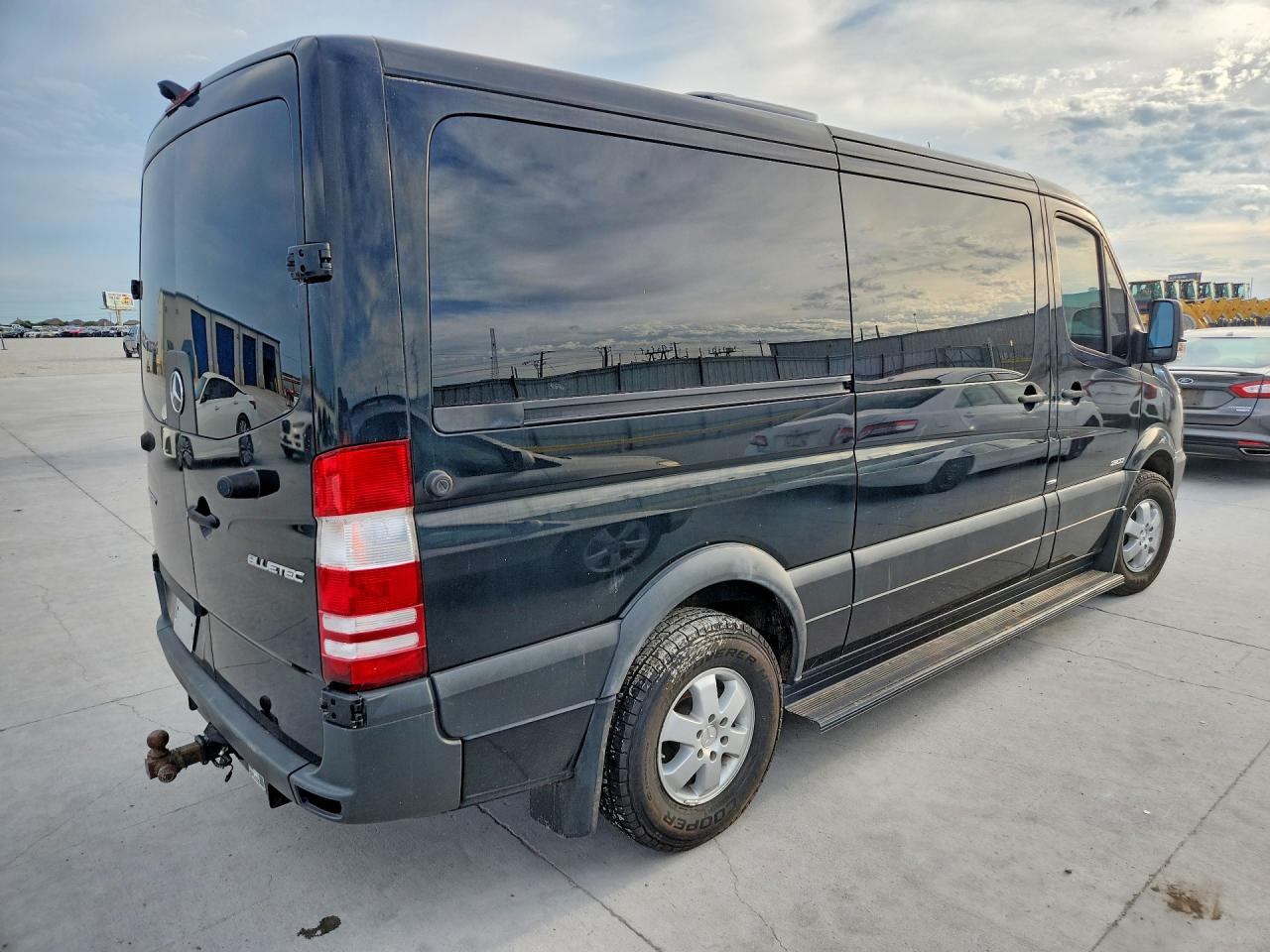 2016 Mercedes-Benz Sprinter VIN WDZPE7DD8GP223880 photo 3