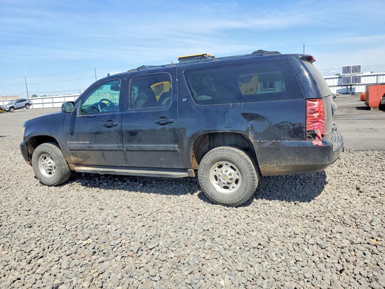 2007 CHEV Suburban VIN 3GNGK26K57G237237 photo 2