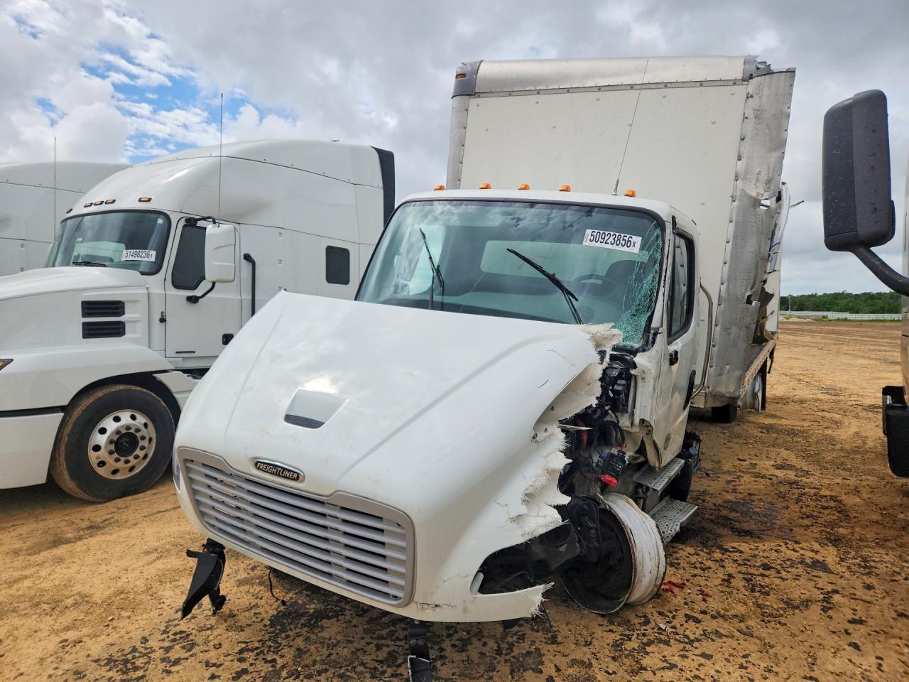 2023 FREIGHTLINER All other VIN 3ALACWFCXPDUH7780 photo 1