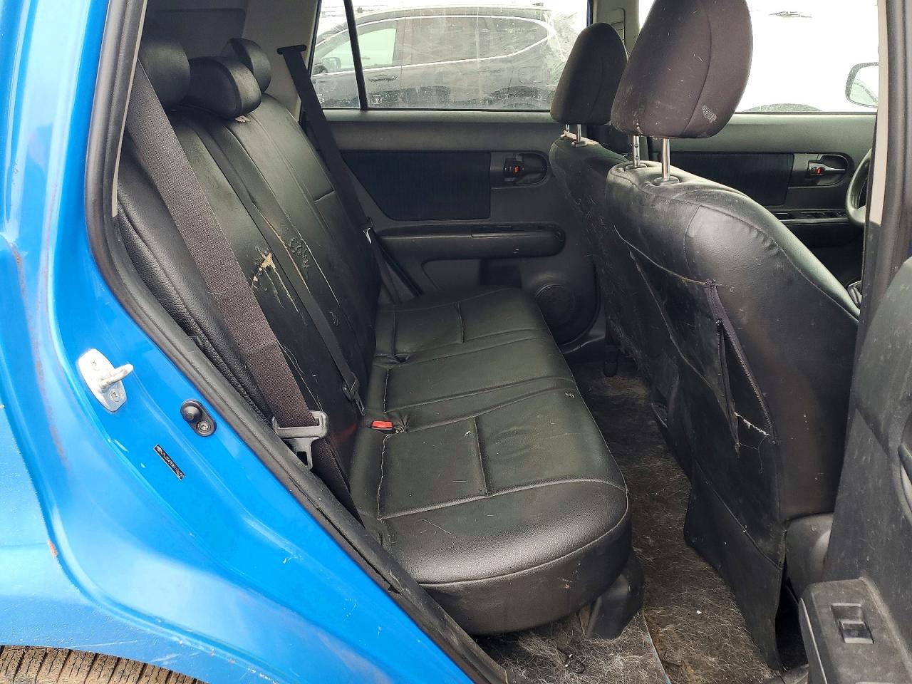 2011 Toyota Scion VIN JTLZE4FE3B1136739 photo 10