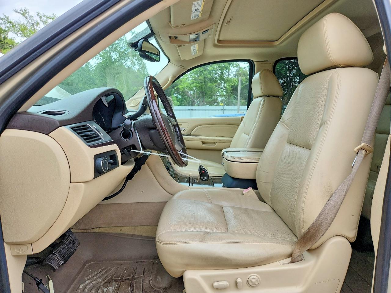 2007 Cadillac Escalade VIN 3GYFK62877G156742 photo 7
