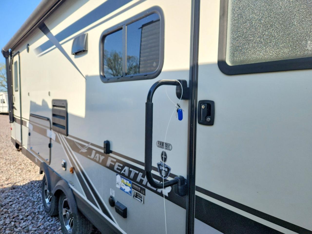 2020 JAYCO All models VIN 1UJBJ0BR6L1JF0495 photo 9