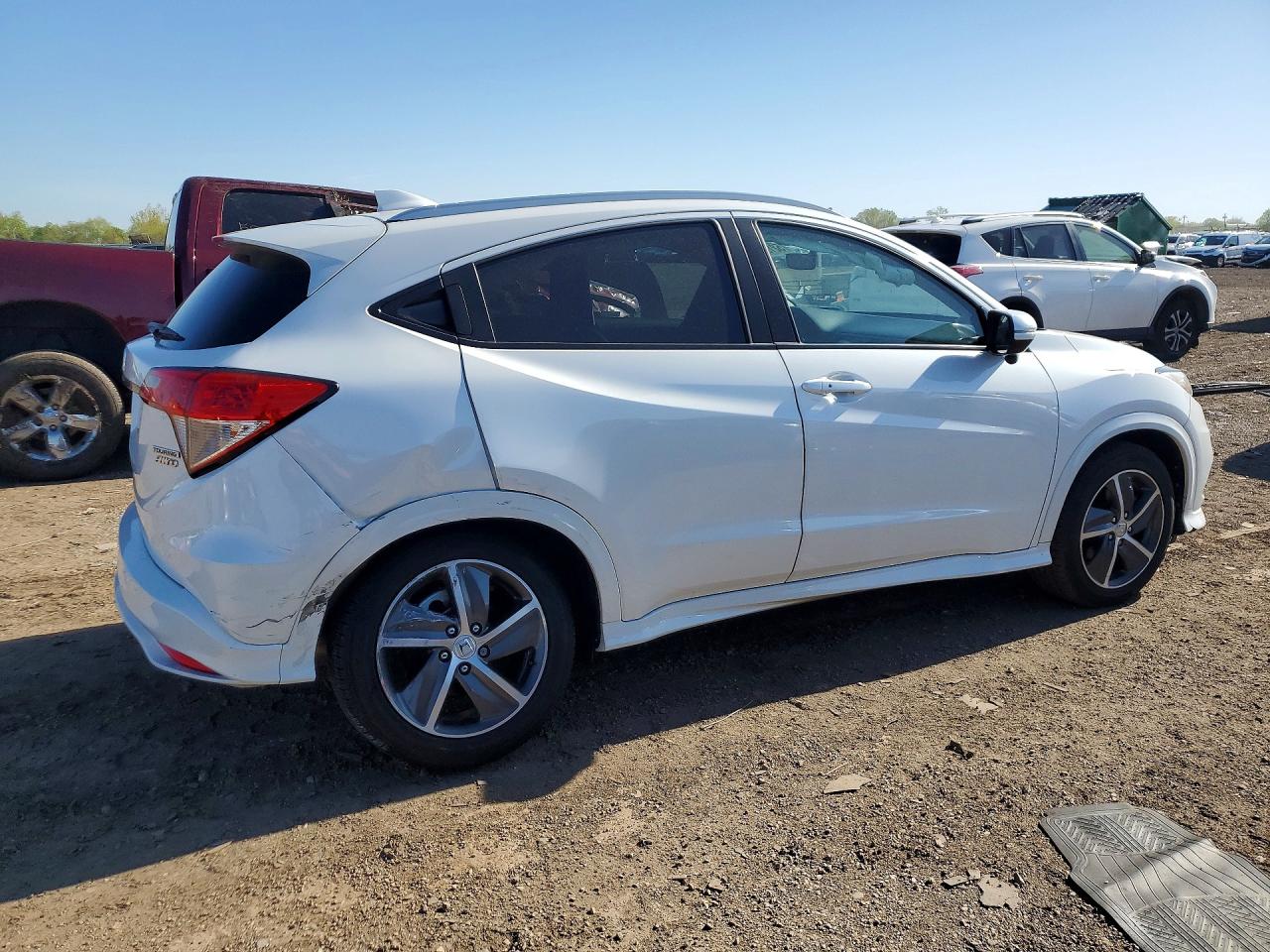 2020 Honda Hr-v VIN 3CZRU6H9XLM720063 photo 3