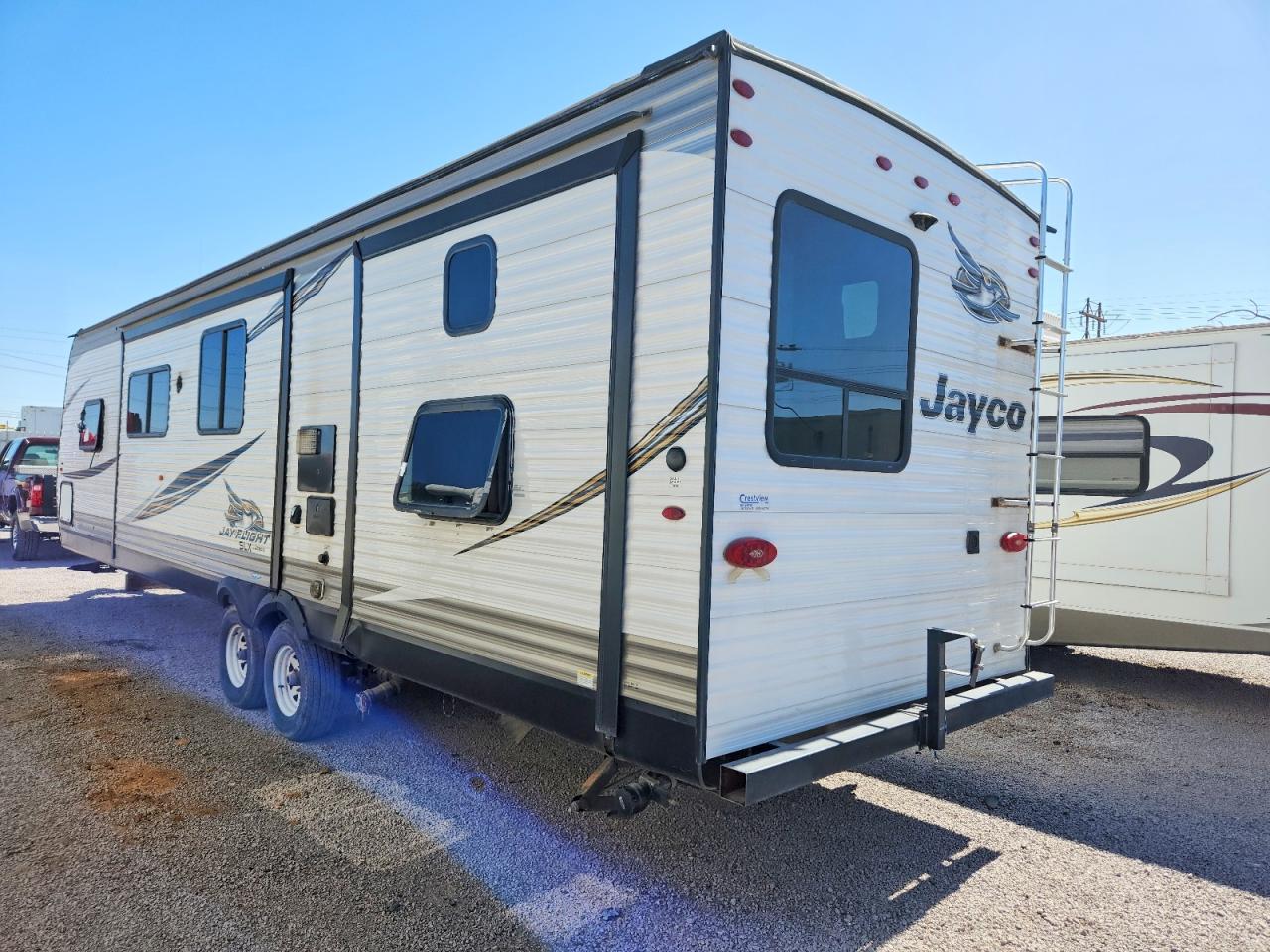 2019 JAYCO Recreation VIN 1UJBJ0BTXK17T0539 photo 3