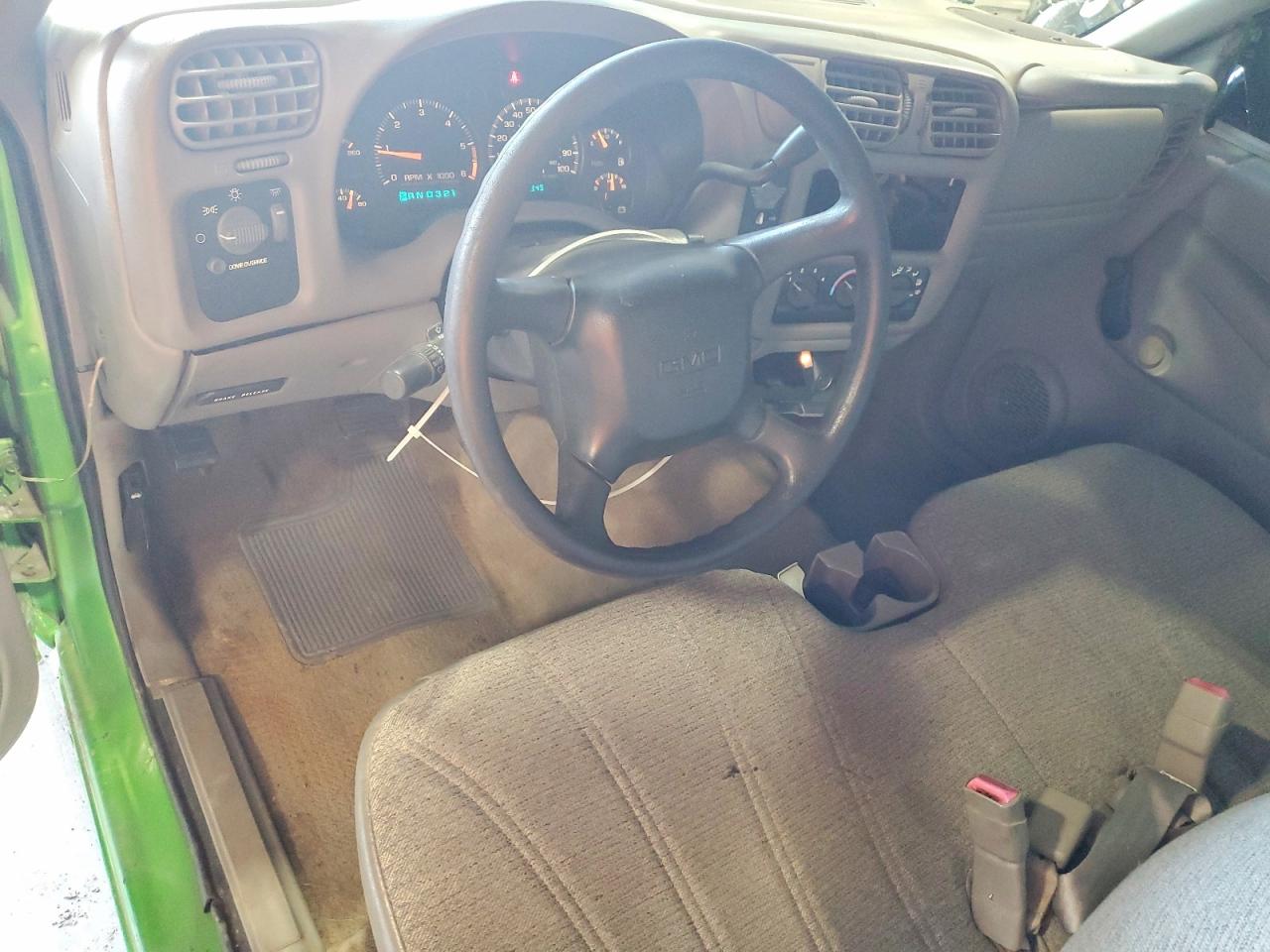 2000 GMC Sonoma VIN 1GTCS14W5YK270627 photo 8