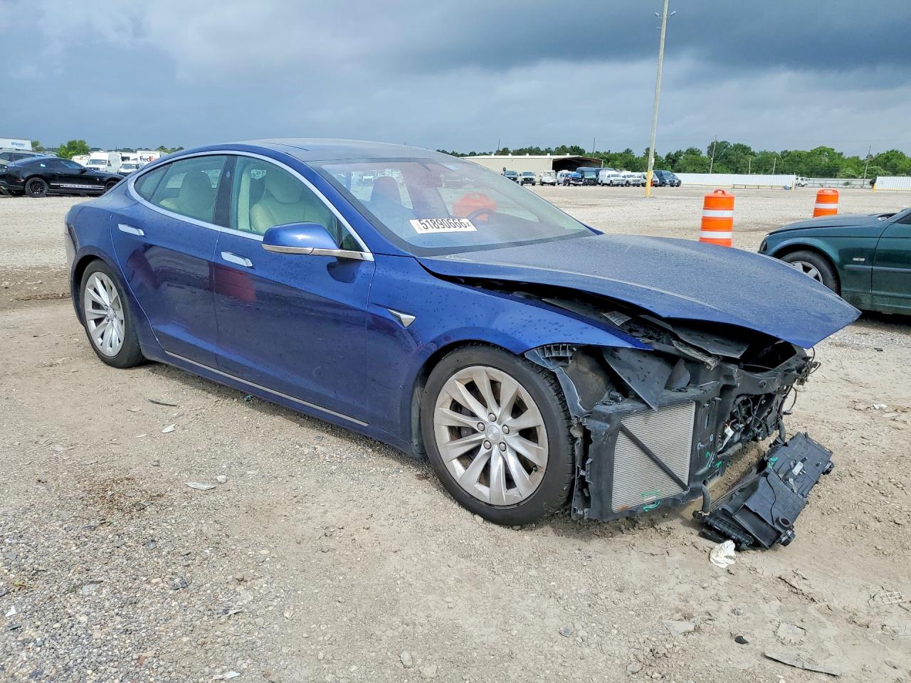 2017 Tesla Model s VIN 5YJSA1E27HF221484 photo 4