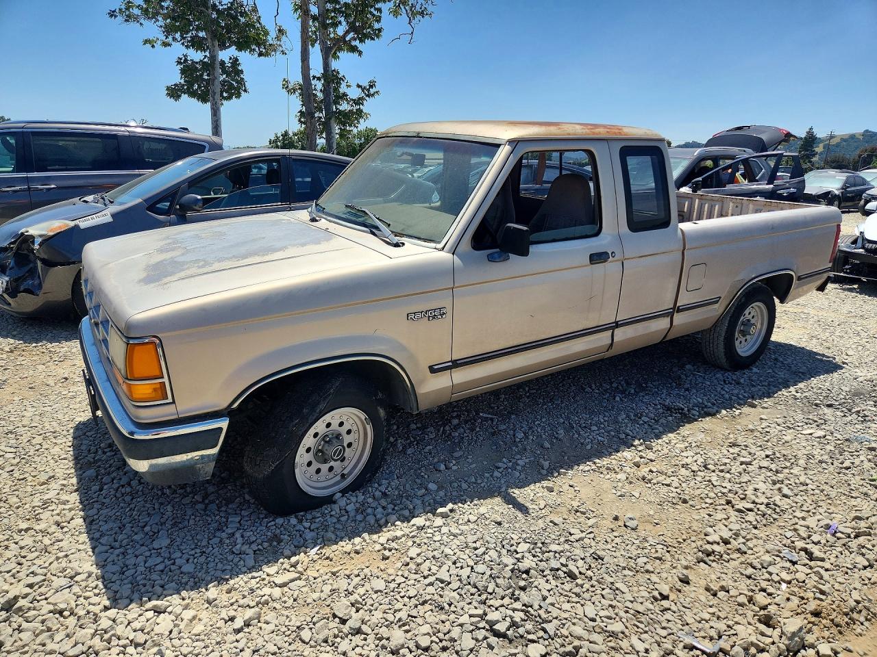 1992 Ford Ranger VIN 1FTCR14U3NPA88112 photo 1