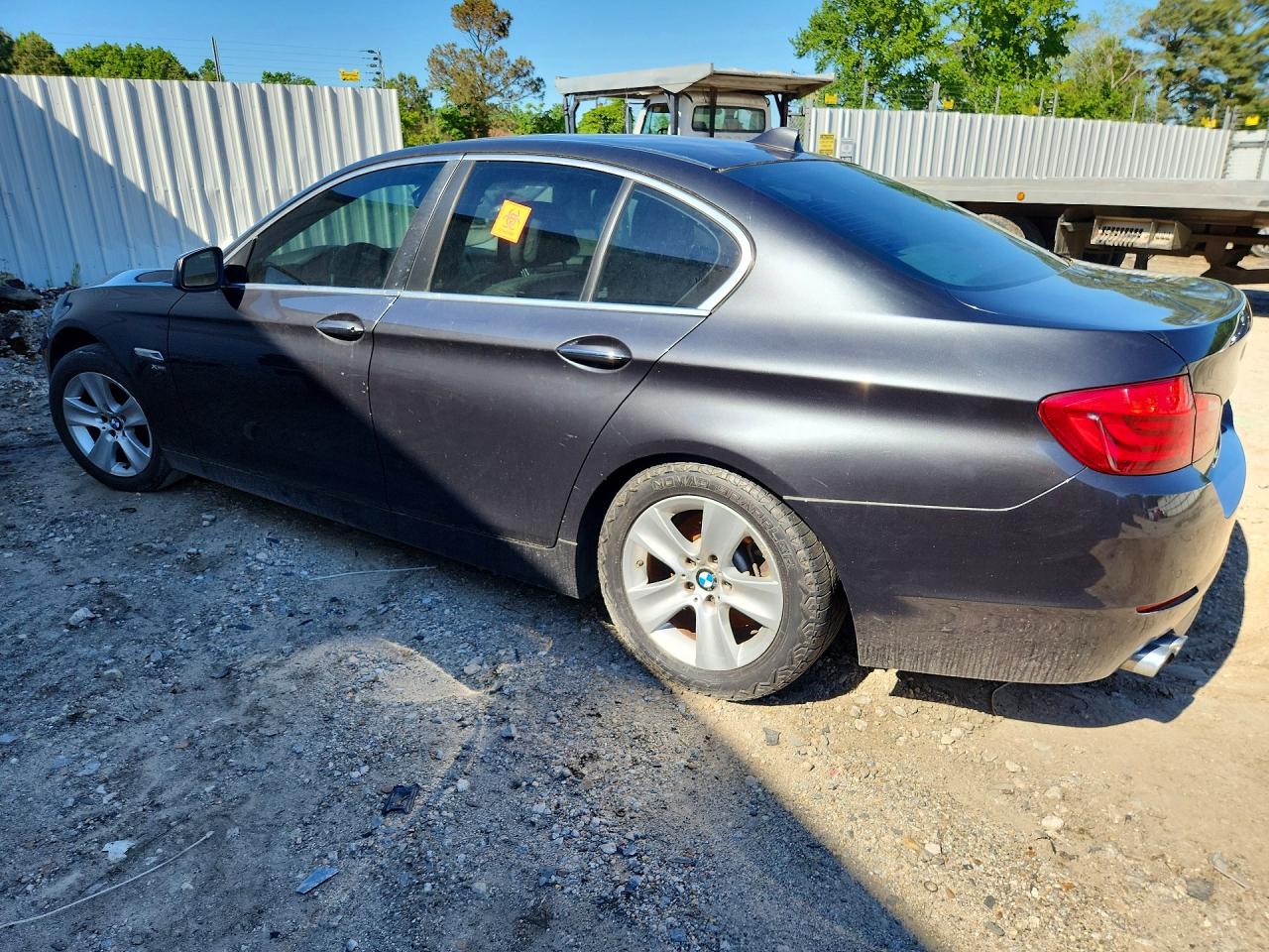 2012 BMW 5 series VIN WBAXH5C5XCDW05908 photo 2