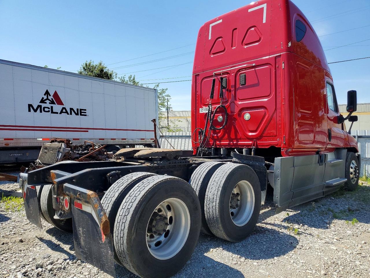2015 FREIGHTLINER All other VIN 3AKJGLD59FSFP6877 photo 4