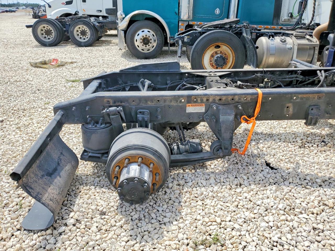 2018 FREIGHTLINER All other VIN 3AKJGLDR4JSJY9131 photo 9
