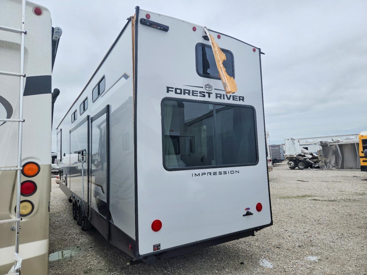 2025 FRRV Trailer VIN 5ZT3MP9F4SD004385 photo 3