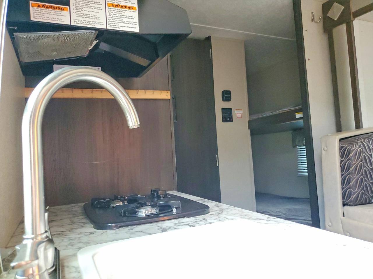 2019 KEYSTONE Springdale VIN 4YDT17617KW105554 photo 9