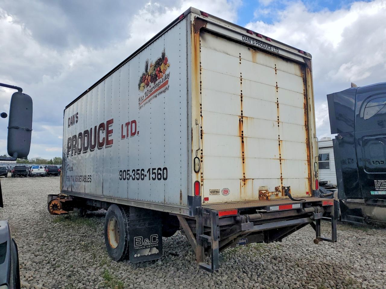 2011 HINO All other VIN 2AYNF8JT7B3S13043 photo 2