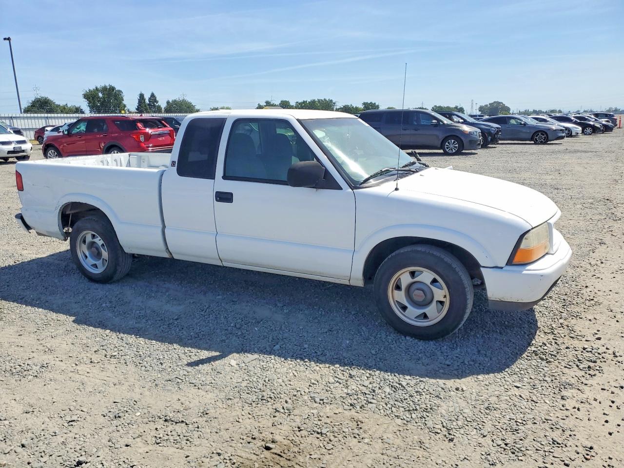 1999 GMC Sonoma VIN 1GTCS19XXX8500479 photo 4